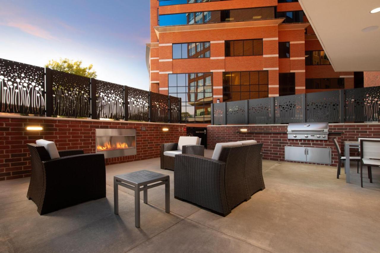 Residence Inn By Marriott St Louis Clayton Exterior foto